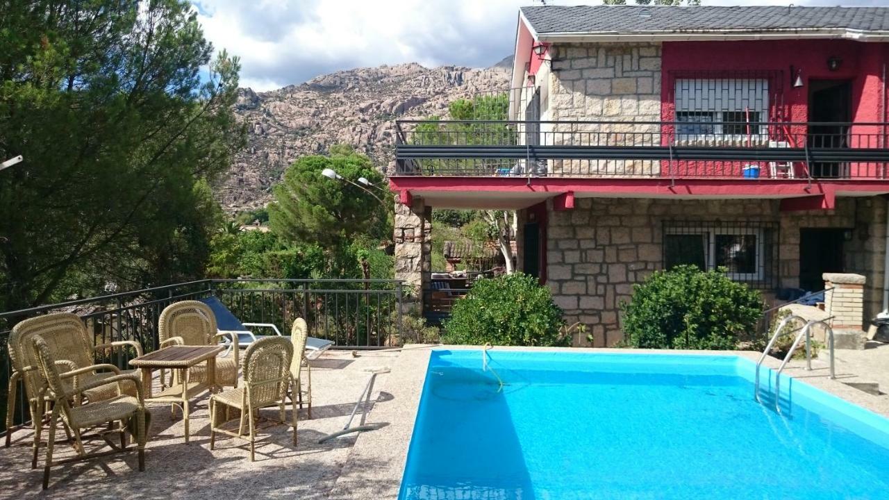 Piedra Libre Apartamentos Manzanares El Real Buitenkant foto